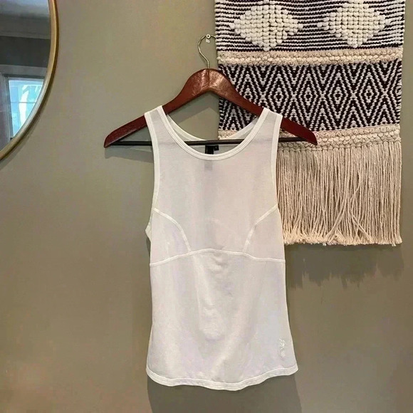 HALLE BERRY x SWEATY BETTY FRANKIE TANK TOP IN LILY WHITE SIZE SMALL - Picture 4 of 7